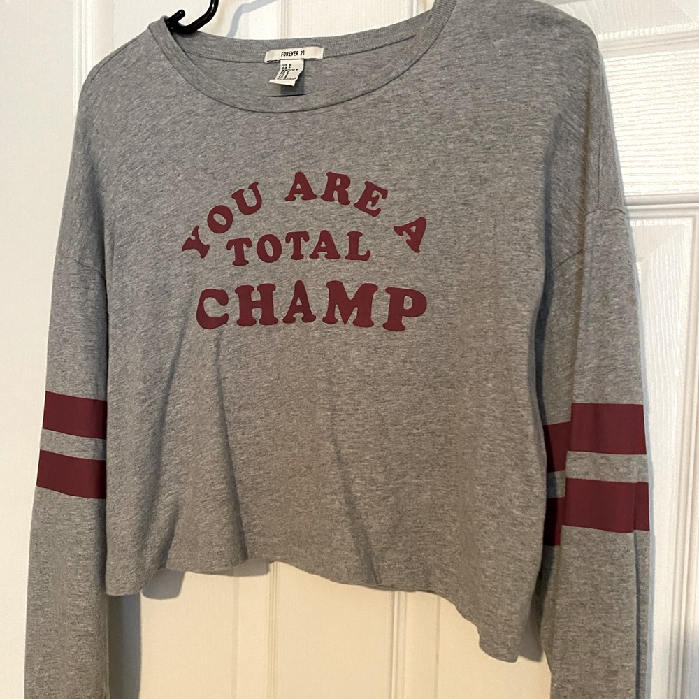 Long sleeve cropped top